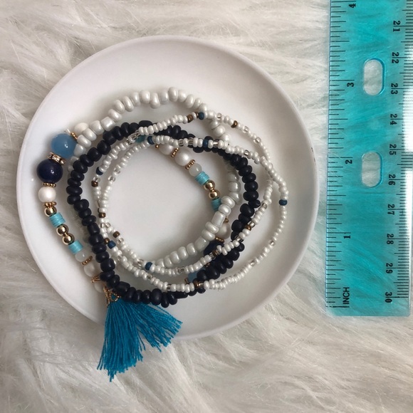 FIVE blue/white/gold tassel accent bead bracelets - Picture 5 of 5
